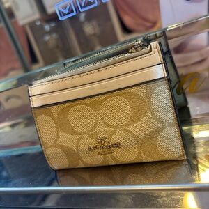 Coach Gold and Cream Card Holder